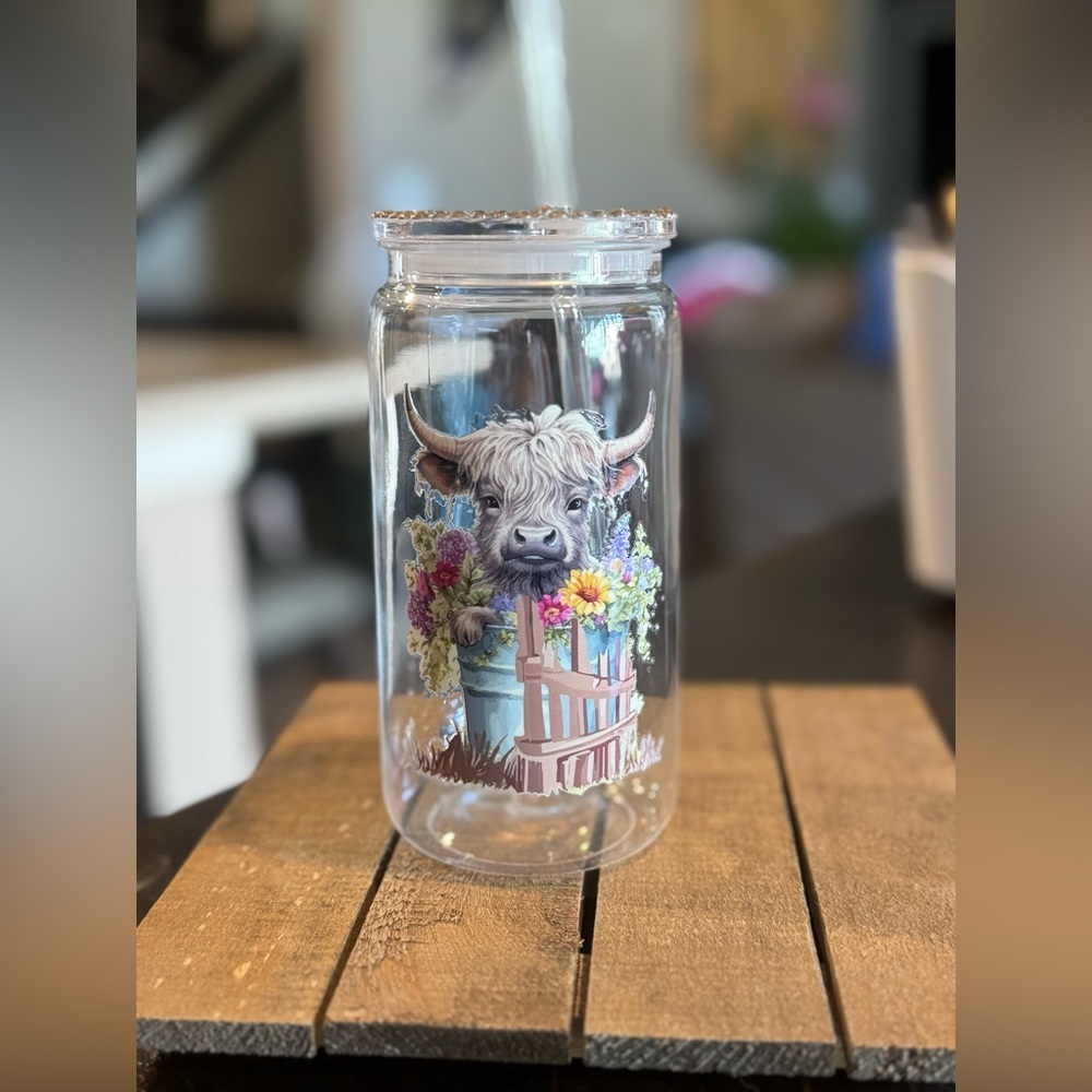 Clear cup with Highland Cow Design